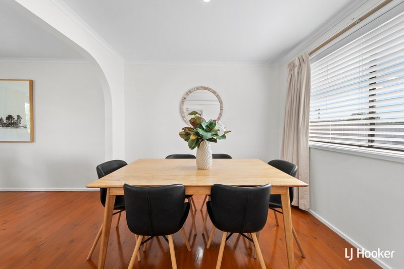 Photo - 11 Priddle Street, Monash ACT 2904 - Image 3