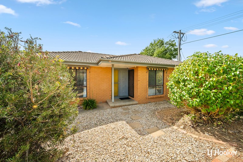 Photo - 11 Priddle Street, Monash ACT 2904 - Image 13