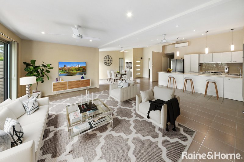 Photo - 11 Prospect Place, Cooroy QLD 4563 - Image 2