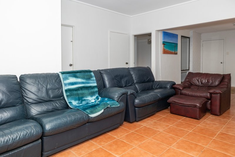 Photo - 11 Quandong Place, Leeman WA 6514 - Image 5