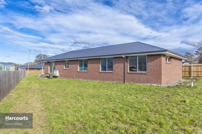 11 Rachel Lane, Ranelagh TAS 7109