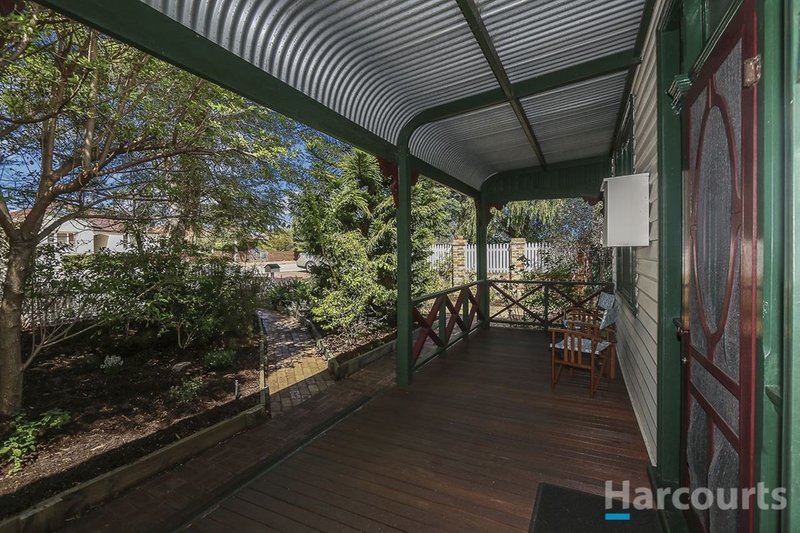 Photo - 11 Raleigh Road, Bayswater WA 6053 - Image 2