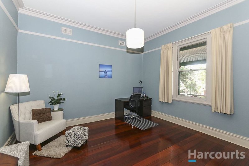 Photo - 11 Raleigh Road, Bayswater WA 6053 - Image 7