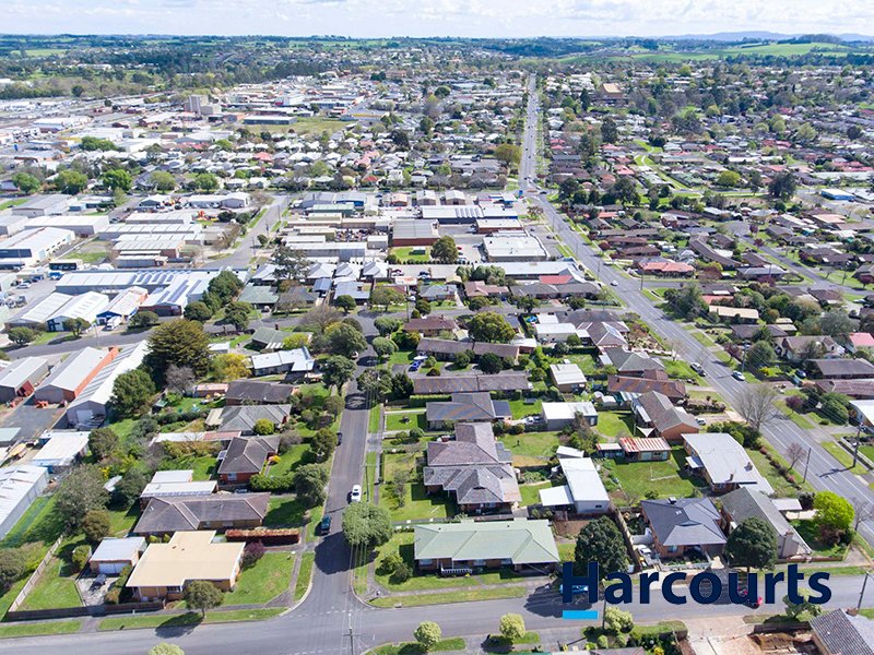 Photo - 11 Rangeview Street, Warragul VIC 3820 - Image 13