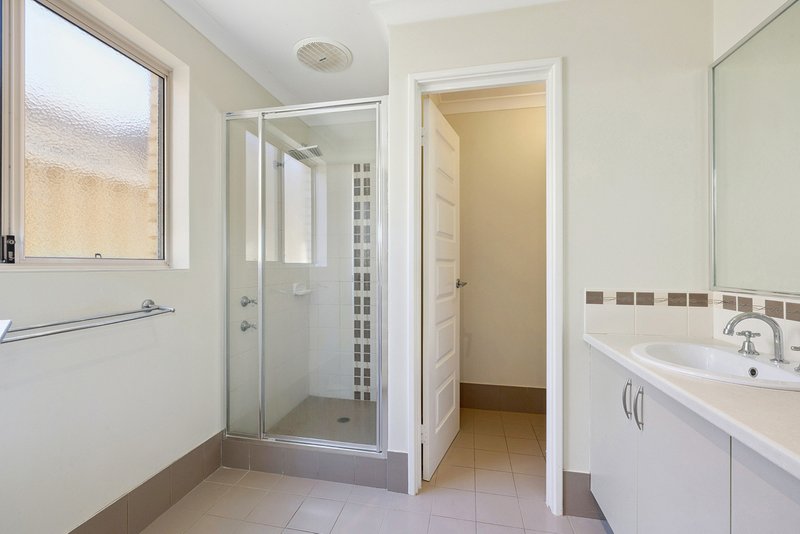 Photo - 11 Raven Way, Harrisdale WA 6112 - Image 5