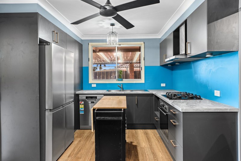 Photo - 11 Ravenglass Place, Cranebrook NSW 2749 - Image 2