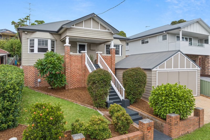 11 Rawlinson Avenue, Wollongong NSW 2500