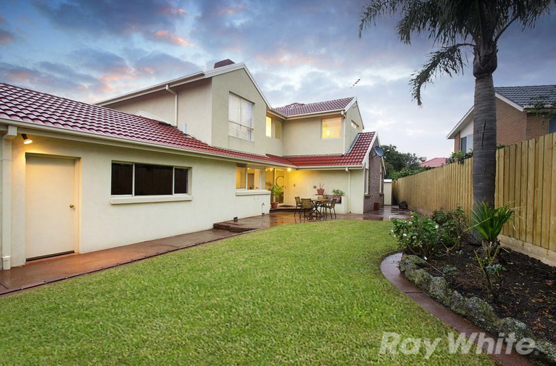 Photo - 11 Rebecca Close, Chelsea Heights VIC 3196 - Image 12