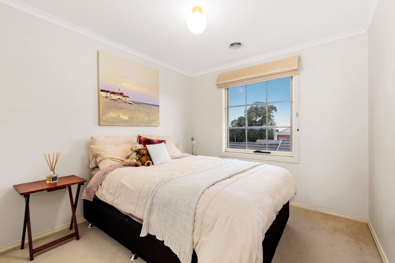 Photo - 11 Reid Walk, Macleod VIC 3085 - Image 11