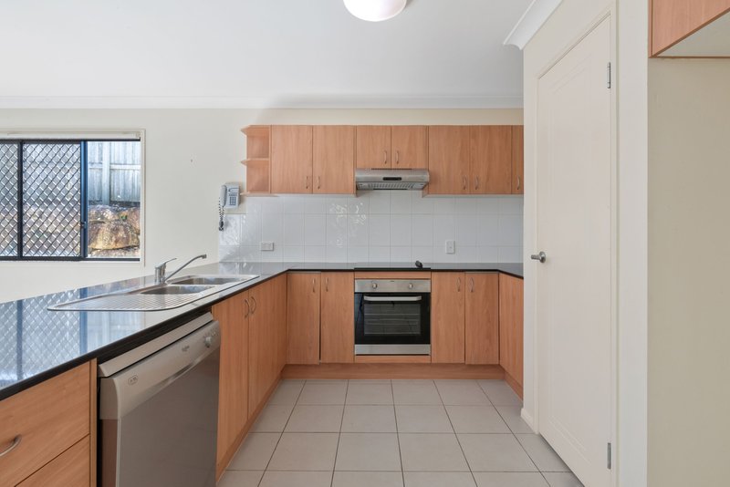 Photo - 11 Relf Court, Everton Hills QLD 4053 - Image 3