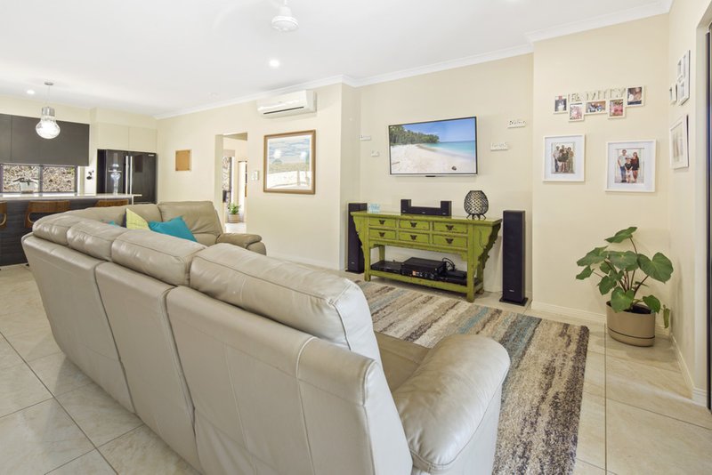 Photo - 11 Remington Close, Mount Marlow QLD 4800 - Image 15