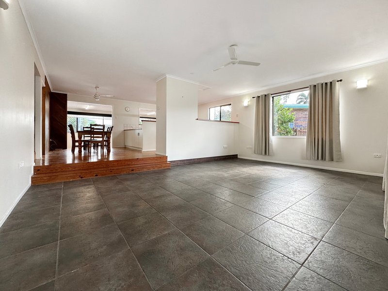 Photo - 11 Renae Street, Andergrove QLD 4740 - Image 4