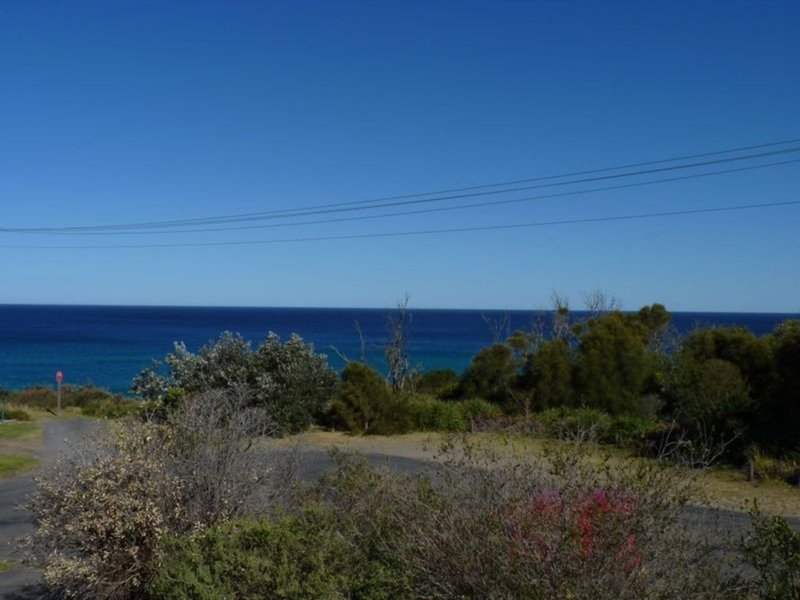 Photo - 11 Rennies Beach Close, Ulladulla NSW 2539 - Image 11