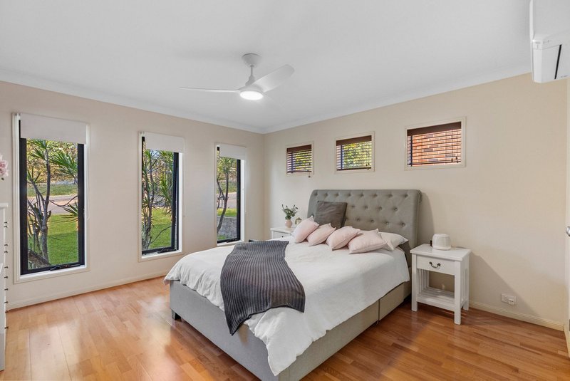 Photo - 11 Reuben Close, Forest Lake QLD 4078 - Image 7
