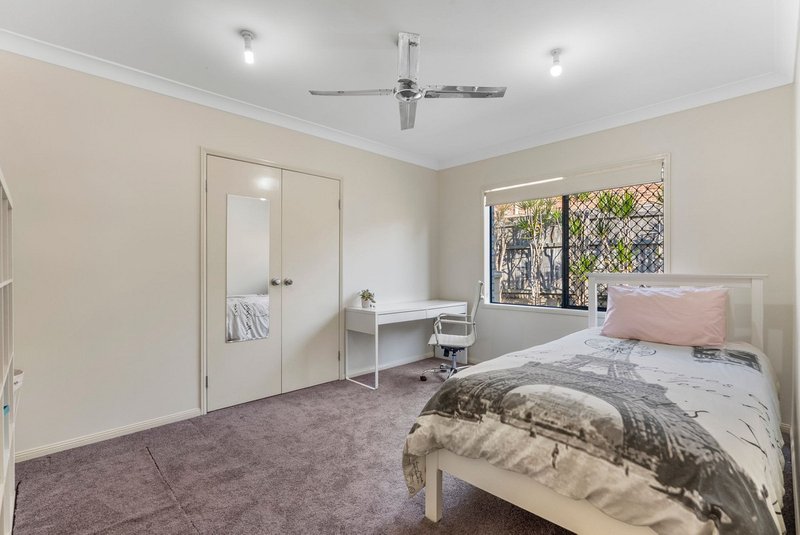 Photo - 11 Reuben Close, Forest Lake QLD 4078 - Image 10