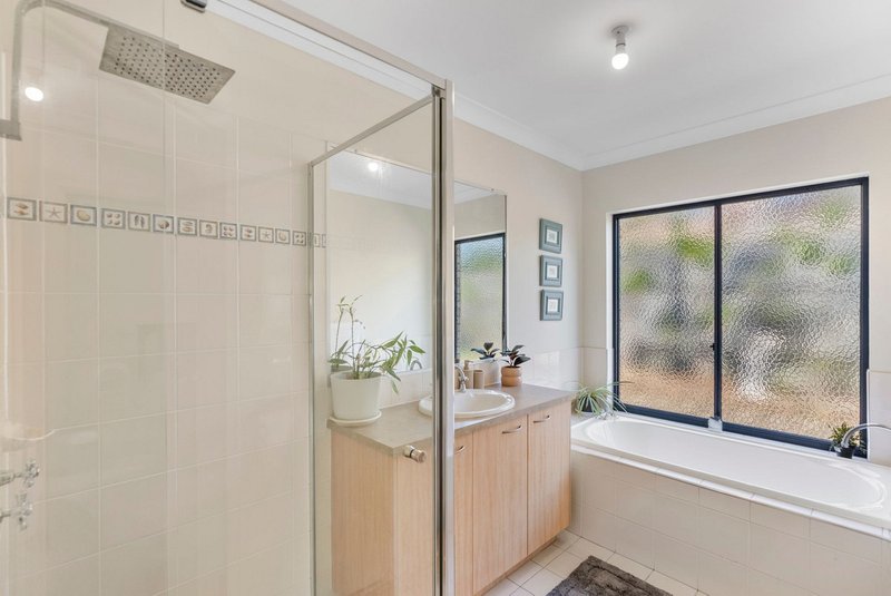 Photo - 11 Reuben Close, Forest Lake QLD 4078 - Image 11