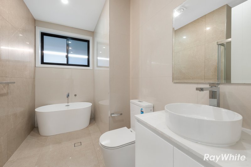 Photo - 11 Rhinelander Road, Box Hill NSW 2765 - Image 6