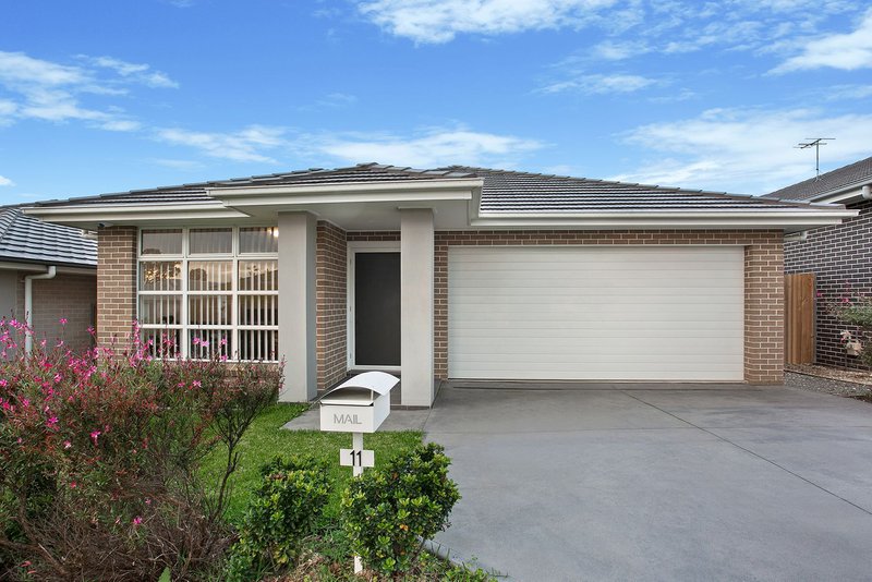 11 Richmond Road, Oran Park NSW 2570