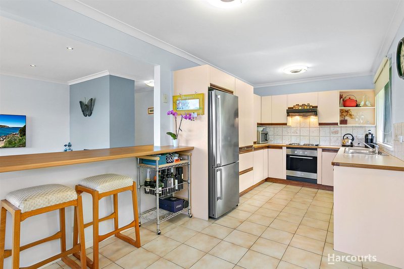 Photo - 11 Ritz Street, Vermont South VIC 3133 - Image 4