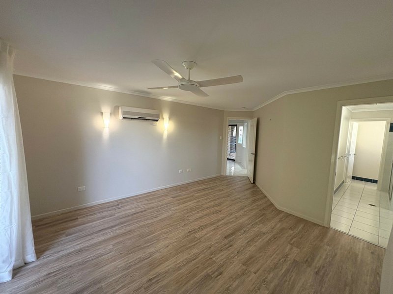 Photo - 11 Riverside Drive, Tannum Sands QLD 4680 - Image 5