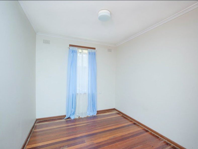 Photo - 11 Rix Avenue, Hammondville NSW 2170 - Image 3