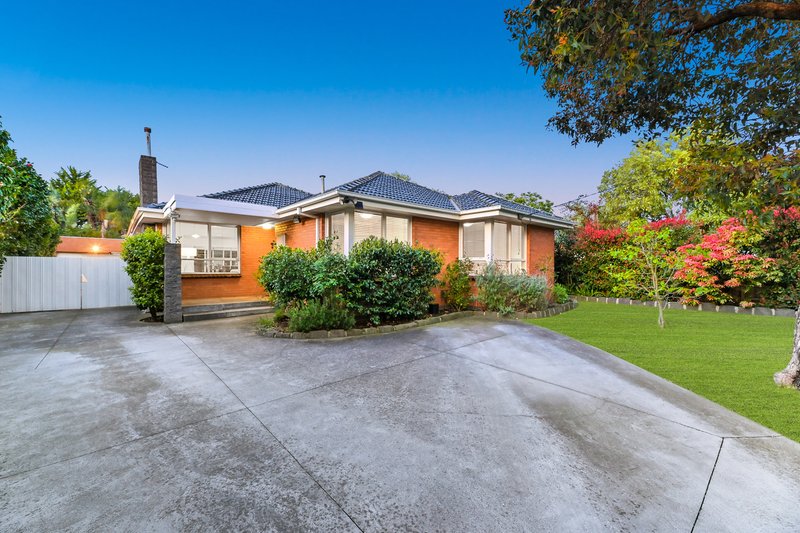 11 Rob Roy Street, Glen Waverley VIC 3150