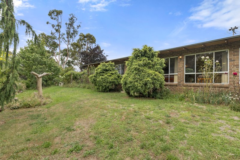 11 Roberts Street, Crookwell NSW 2583