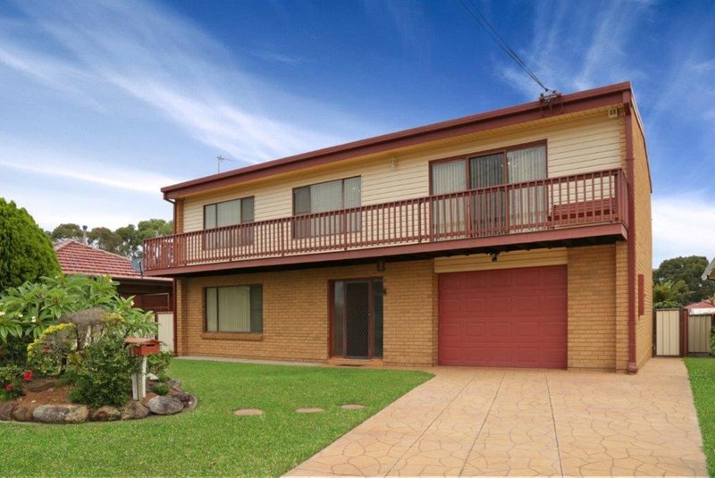 11 Robyn Road, Albion Park Rail NSW 2527