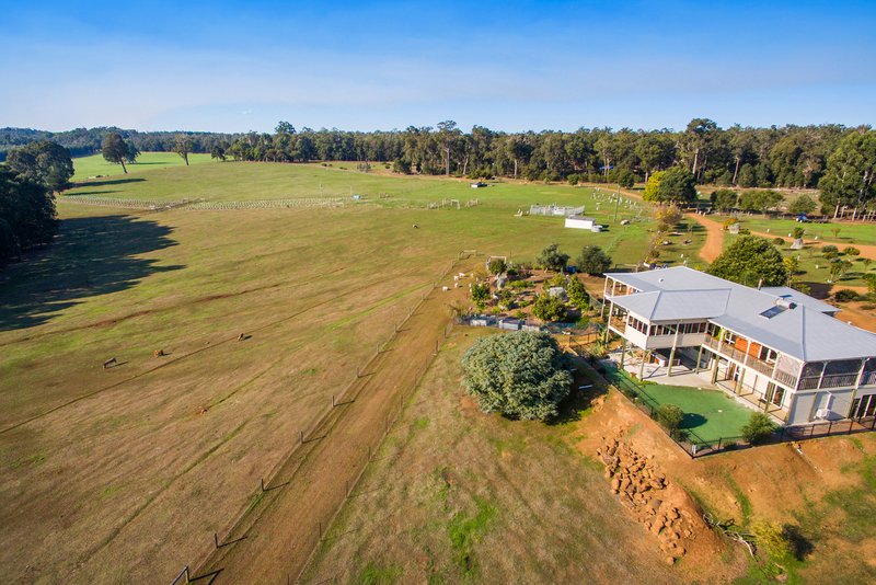 Photo - 11 Rodda Road, Nannup WA 6275 - Image 3