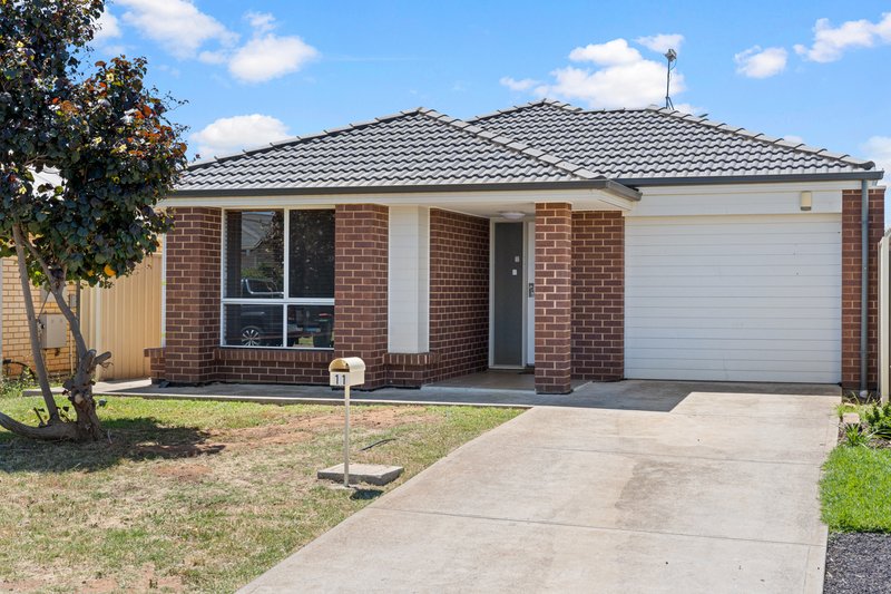 Photo - 11 Rody Court, Munno Para West SA 5115 - Image 2