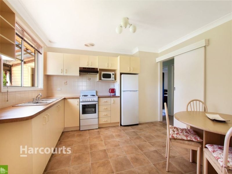 Photo - 11 Rogers Avenue, Kanahooka NSW 2530 - Image 3