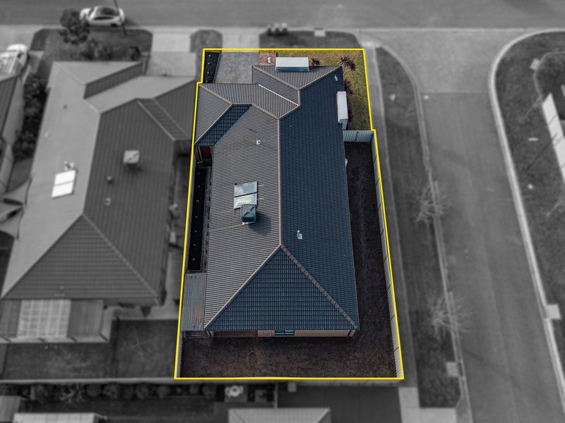 Photo - 11 Romina Street, Pakenham VIC 3810 - Image 35