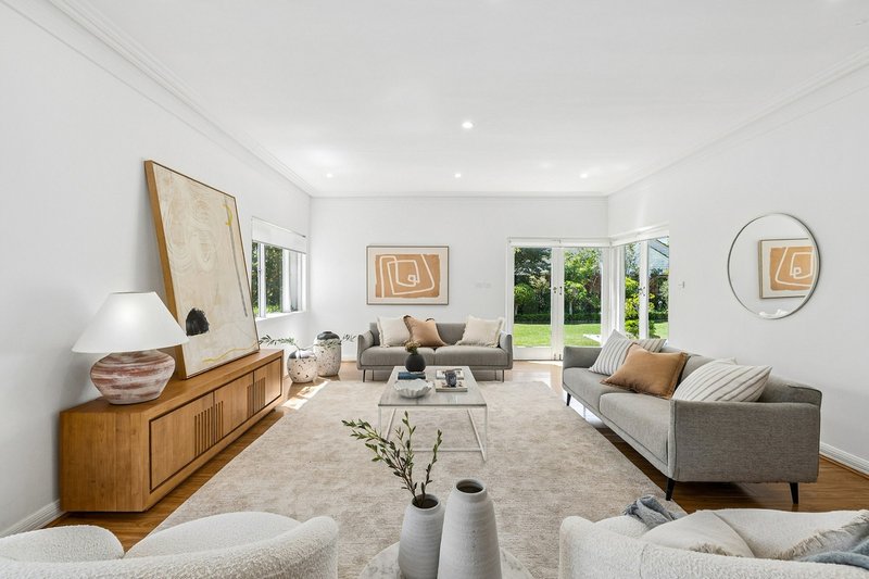 Photo - 11 Rosebery Road, Killara NSW 2071 - Image 1