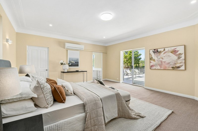 Photo - 11 Rosebery Road, Killara NSW 2071 - Image 8