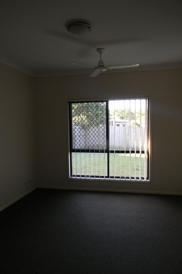 Photo - 11 Rosefinch Street, Upper Coomera QLD 4209 - Image 5