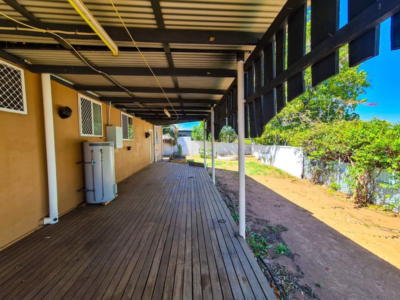 Photo - 11 Rosella Avenue, Mount Isa QLD 4825 - Image 17