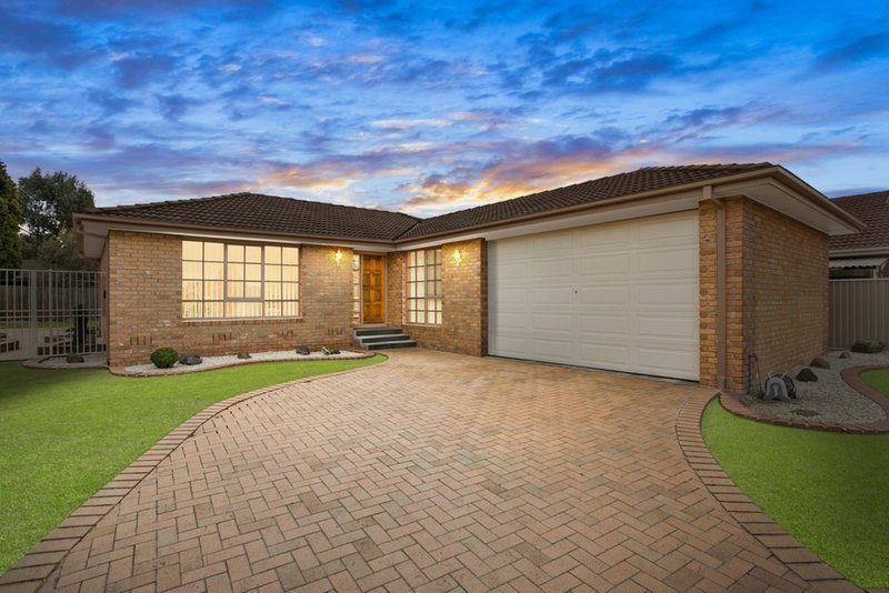 11 Ross Court, Mill Park VIC 3082