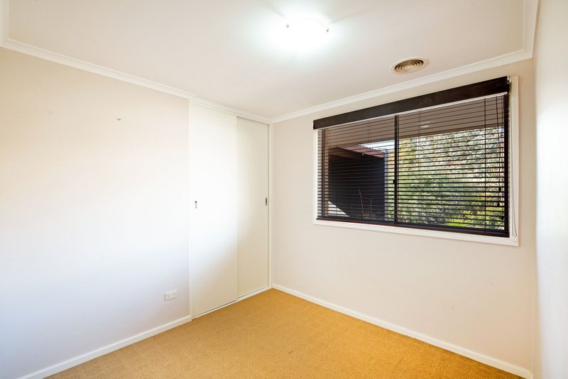 Photo - 11 Rowell Place, Weston ACT 2611 - Image 8