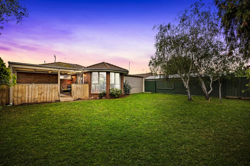 Photo - 11 Rowes Road, Werribee VIC 3030 - Image 12