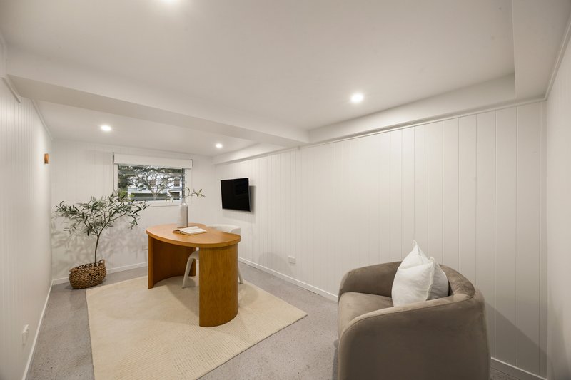 Photo - 11 Ruby Avenue, Tarragindi QLD 4121 - Image 17