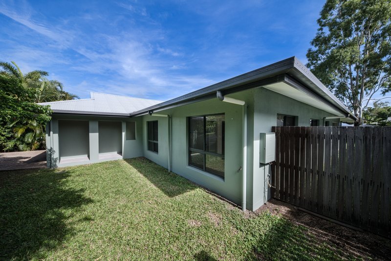 Photo - 11 Ryben Court, Cannonvale QLD 4802 - Image 5