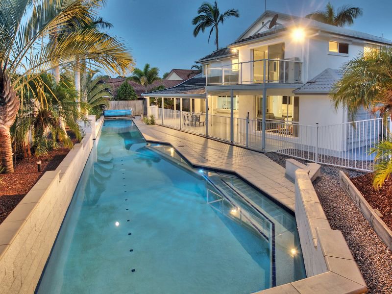 Photo - 11 Saint John Close, Parkinson QLD 4115 - Image 3