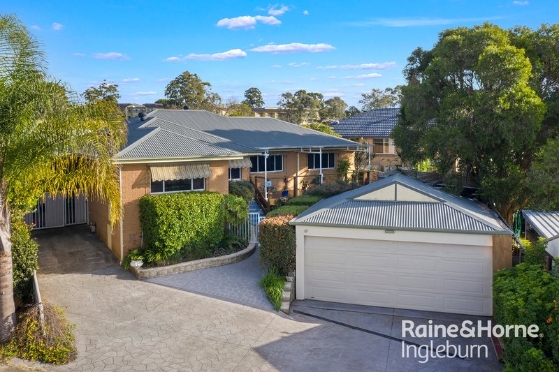 11 Salamaua Place, Glenfield NSW 2167