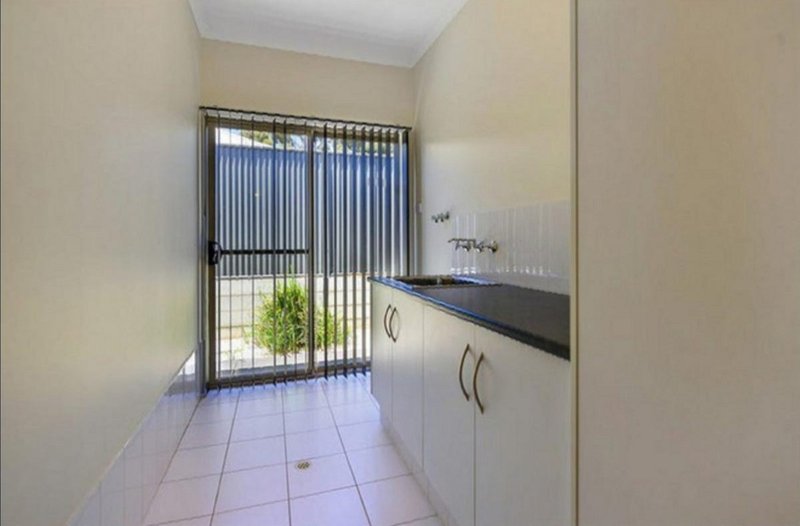 Photo - 11 Salmon Gum Crescent, Blakeview SA 5114 - Image 8