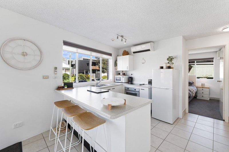 Photo - 1/1 Saltair Street, Kings Beach QLD 4551 - Image 5