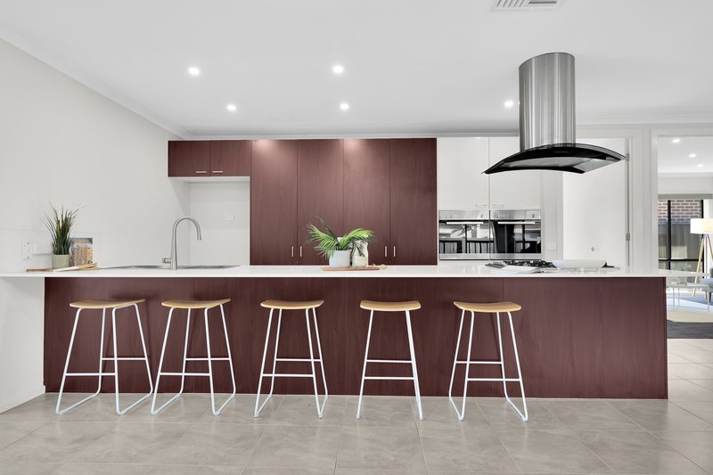 Photo - 11 Sanctuary Circuit, Beveridge VIC 3753 - Image 5