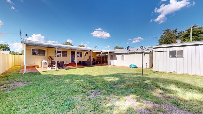 Photo - 11 Sanderson Street, Dubbo NSW 2830 - Image 11