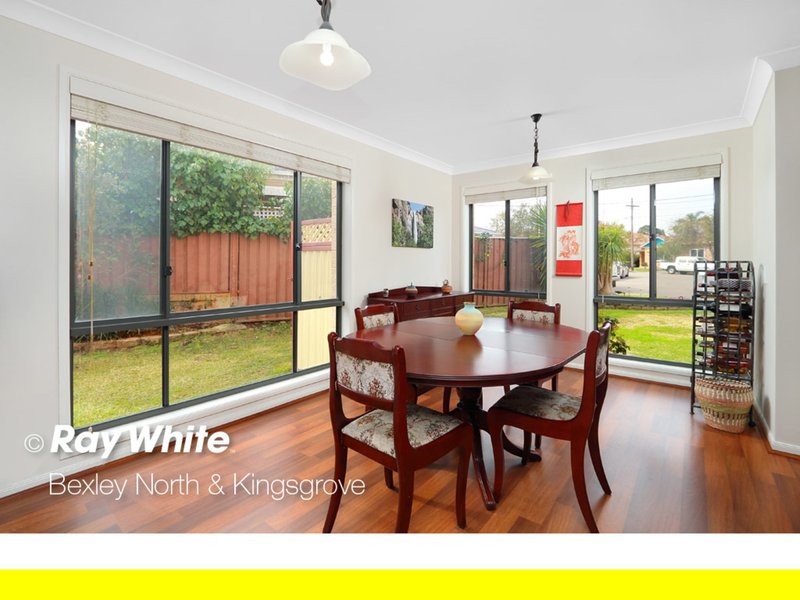 Photo - 11 Sandra Crescent, Roselands NSW 2196 - Image 4