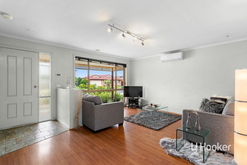 Photo - 11 Sandstone Avenue, Seabrook VIC 3028 - Image 3