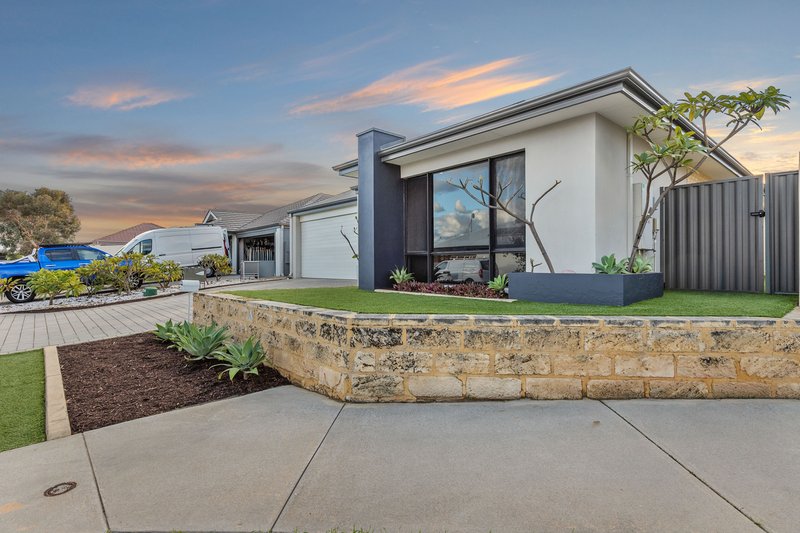 Photo - 11 Santapola Approach, Alkimos WA 6038 - Image 3